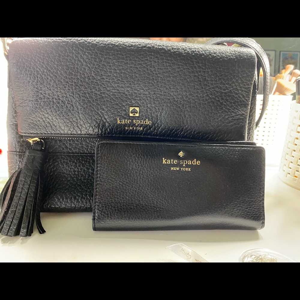 Kate spade crossbody bag with wallet